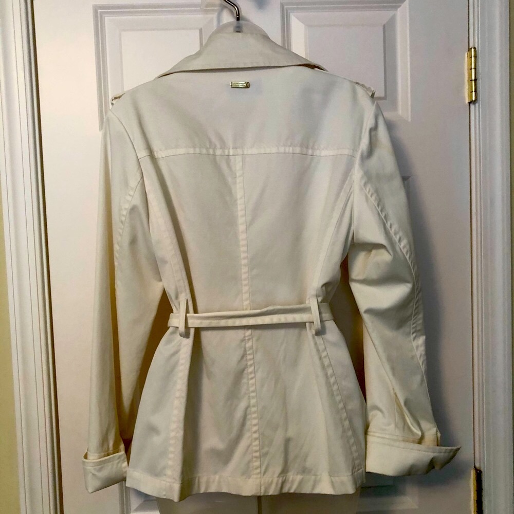 🌸 Ellen Tracy trenchcoat rain jacket ivory size med - Picture 2 of 5
